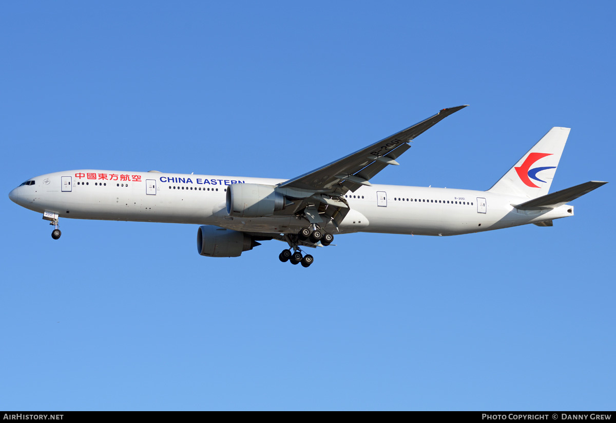 Aircraft Photo of B-2001 | Boeing 777-39P/ER | China Eastern Airlines | AirHistory.net #208393
