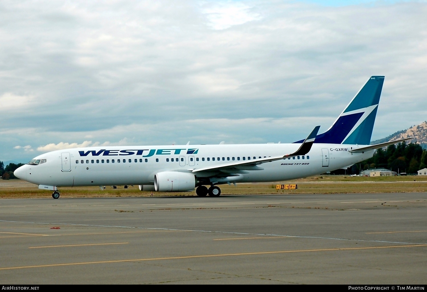 Aircraft Photo of C-GXRW | Boeing 737-8CT | WestJet | AirHistory.net #208435