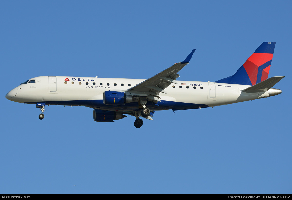 Aircraft Photo of N615CZ | Embraer 175LR (ERJ-170-200LR) | Delta Connection | AirHistory.net #208500