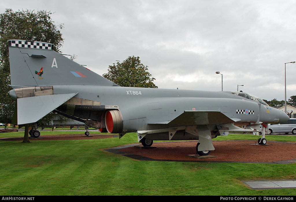 Aircraft Photo of XT864 | McDonnell Douglas F-4K Phantom FG1 | UK - Air Force | AirHistory.net #208527
