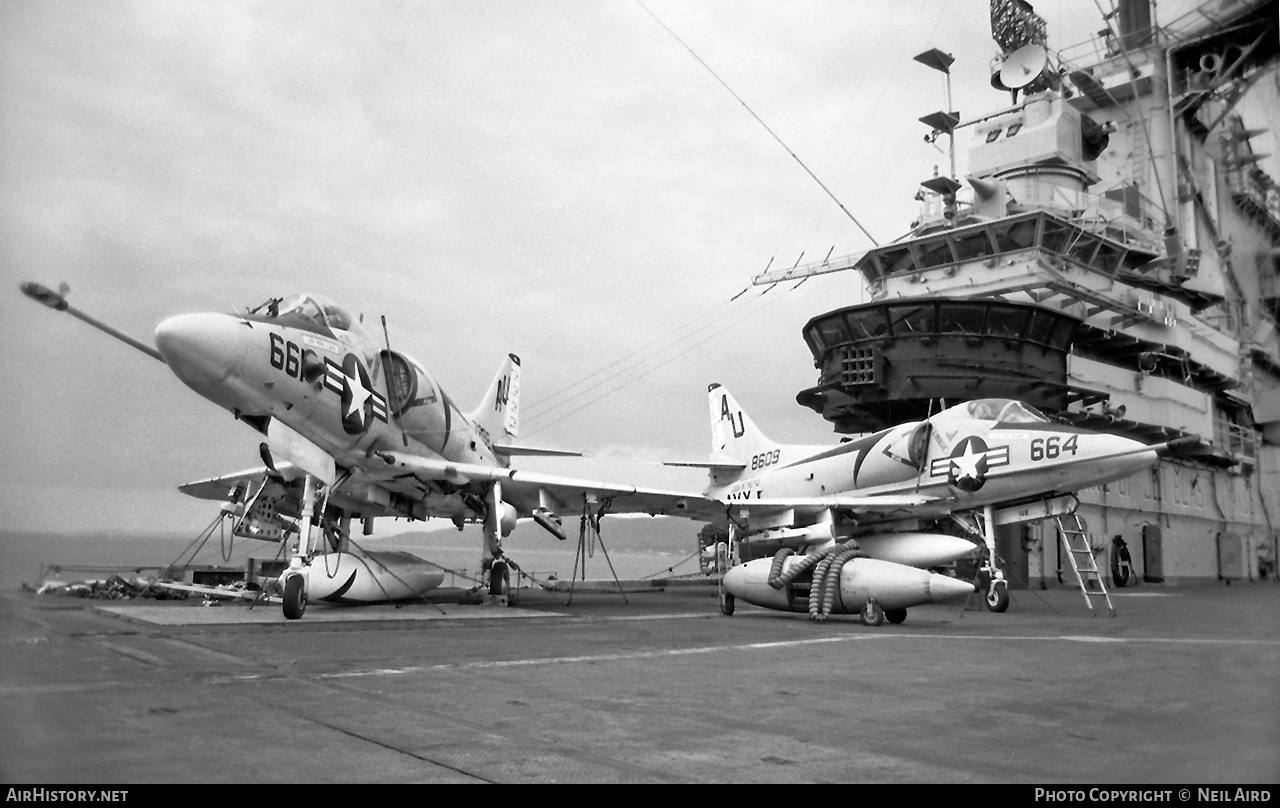 Aircraft Photo of 148609 / 8609 | Douglas A-4B Skyhawk (A4D-2) | USA - Navy | AirHistory.net #208714