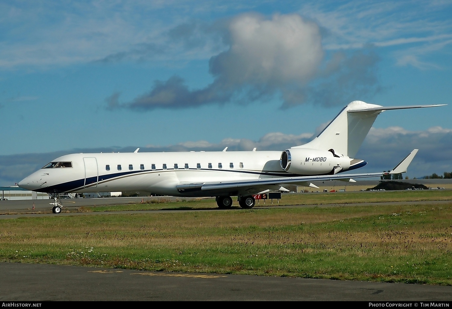 Aircraft Photo of M-MDBD | Bombardier Global Express (BD-700-1A10) | AirHistory.net #208748