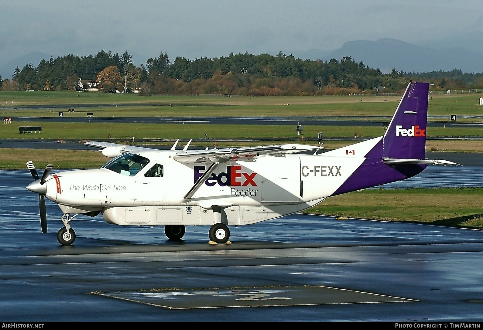 Aircraft Photo of C-FEXX | Cessna 208B Super Cargomaster | FedEx Feeder | AirHistory.net #208756