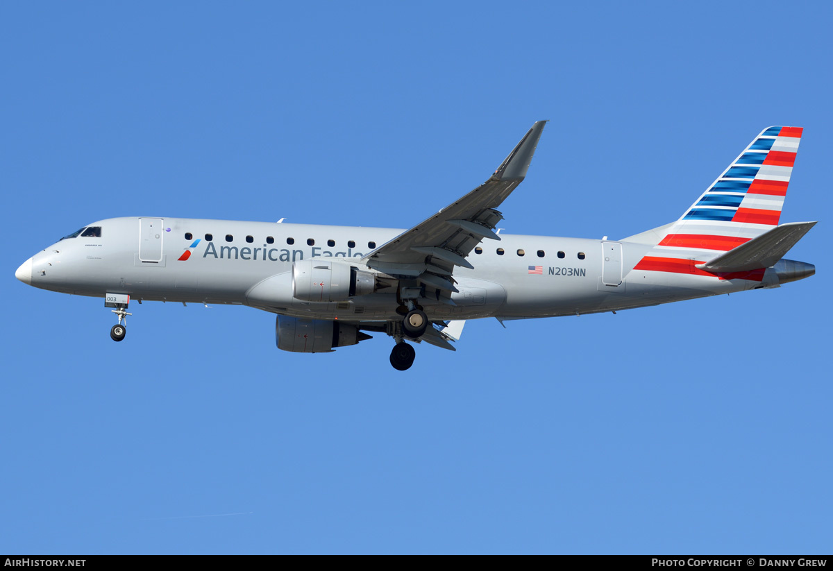 Aircraft Photo of N203NN | Embraer 175LR (ERJ-170-200LR) | American Eagle | AirHistory.net #208904