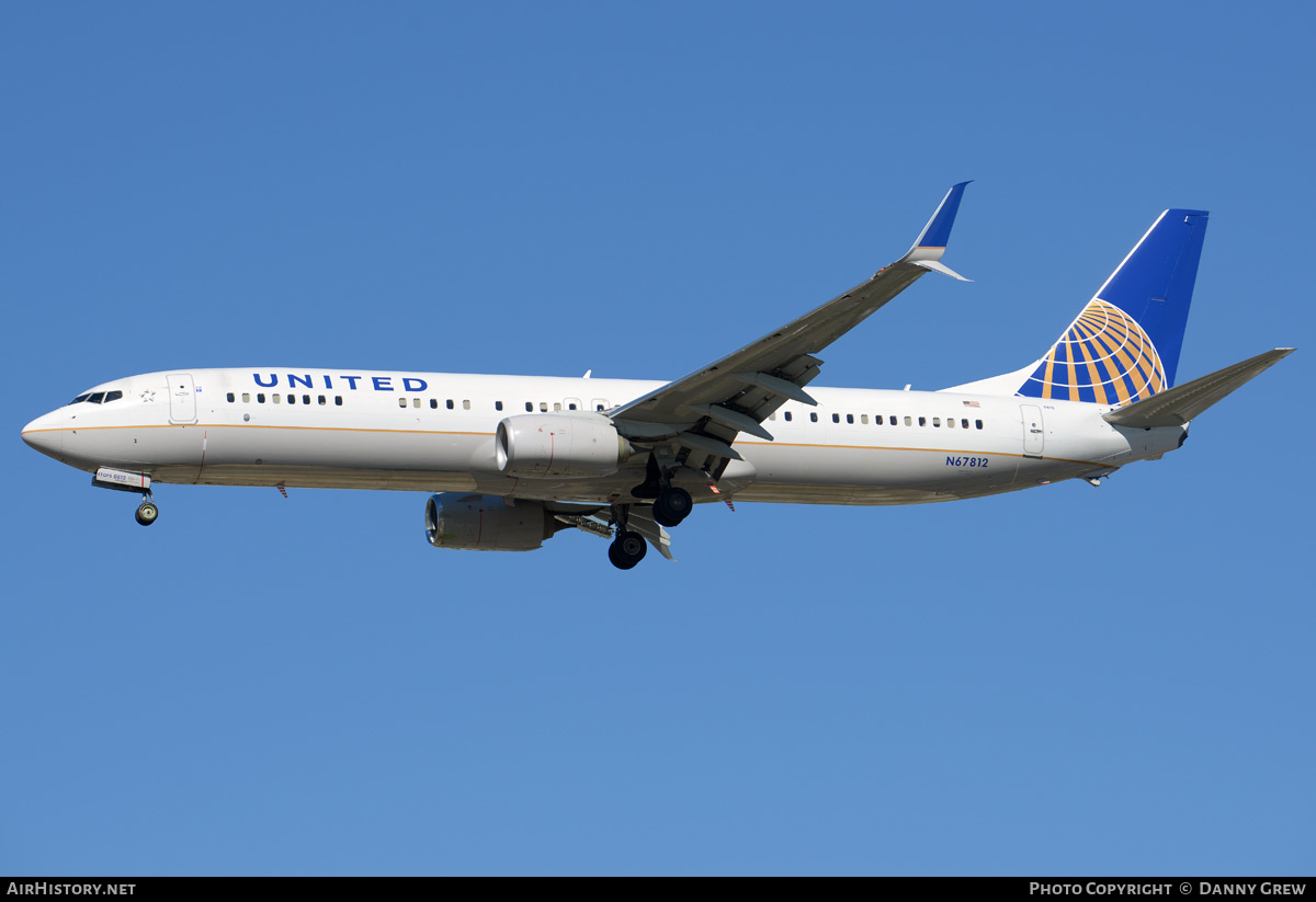 Aircraft Photo of N67812 | Boeing 737-924/ER | United Airlines | AirHistory.net #208911