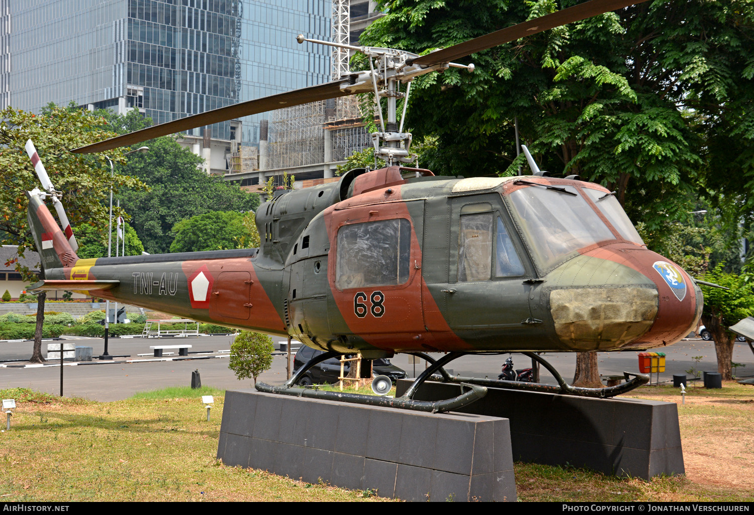 Aircraft Photo of H-2068 | Agusta AB-204B | Indonesia - Air Force | AirHistory.net #209036