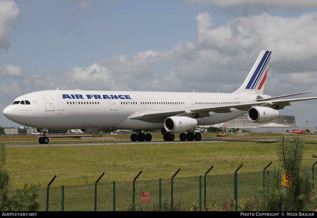 Aircraft Photo of F-GLZR | Airbus A340-313 | Air France | AirHistory.net #209144