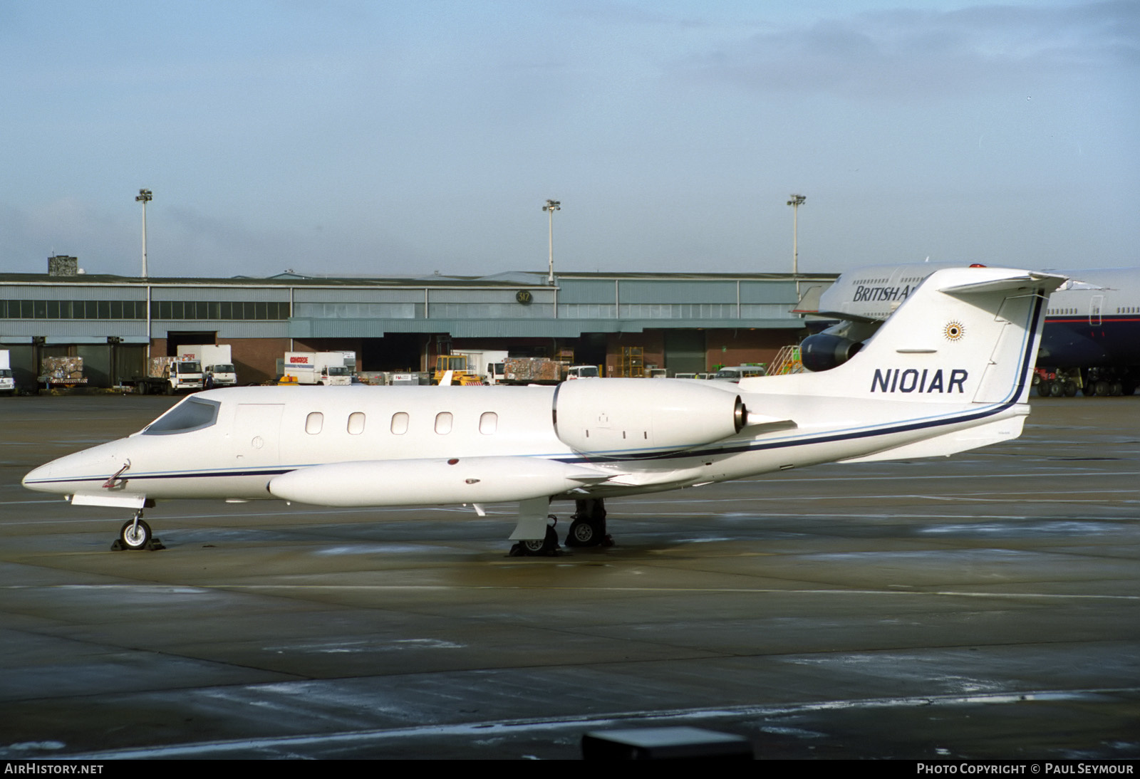 Aircraft Photo of N101AR | Gates Learjet 24D | AirHistory.net #209195