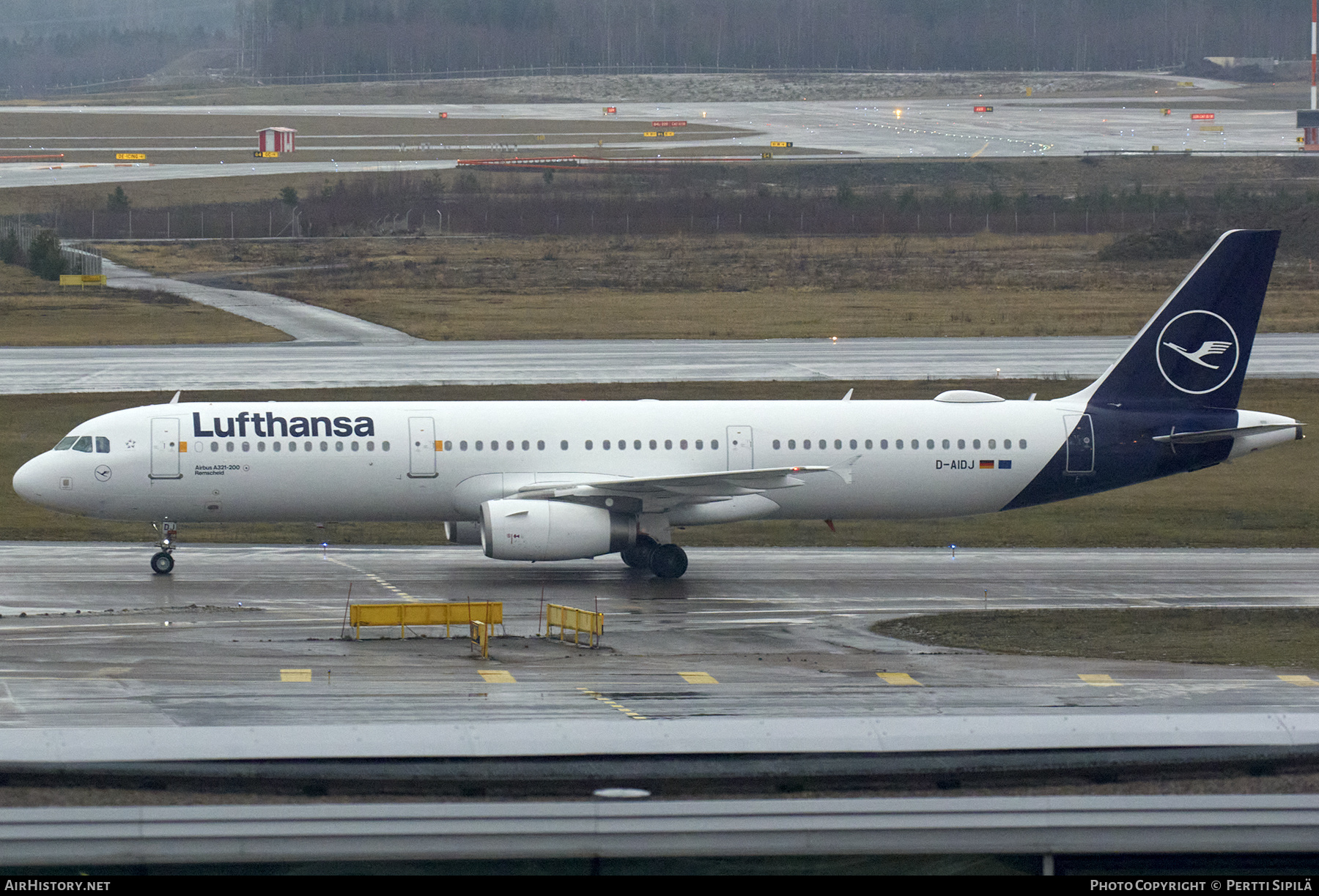 Aircraft Photo of D-AIDJ | Airbus A321-231 | Lufthansa | AirHistory.net #209200
