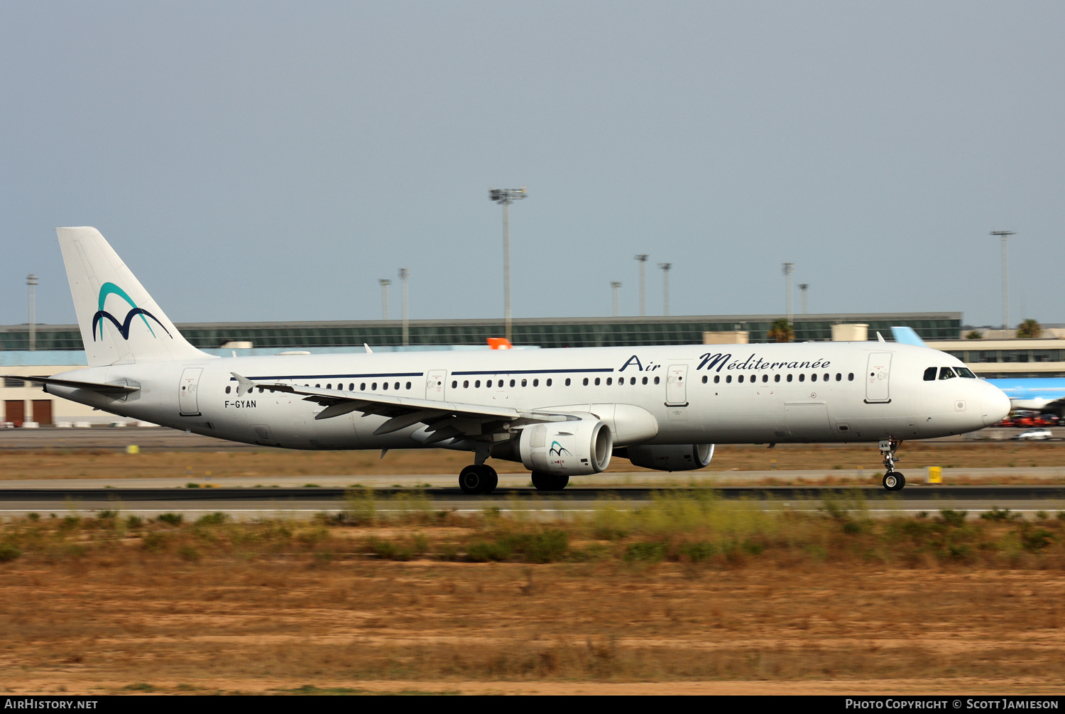 Aircraft Photo of F-GYAN | Airbus A321-111 | Air Méditerranée | AirHistory.net #209362