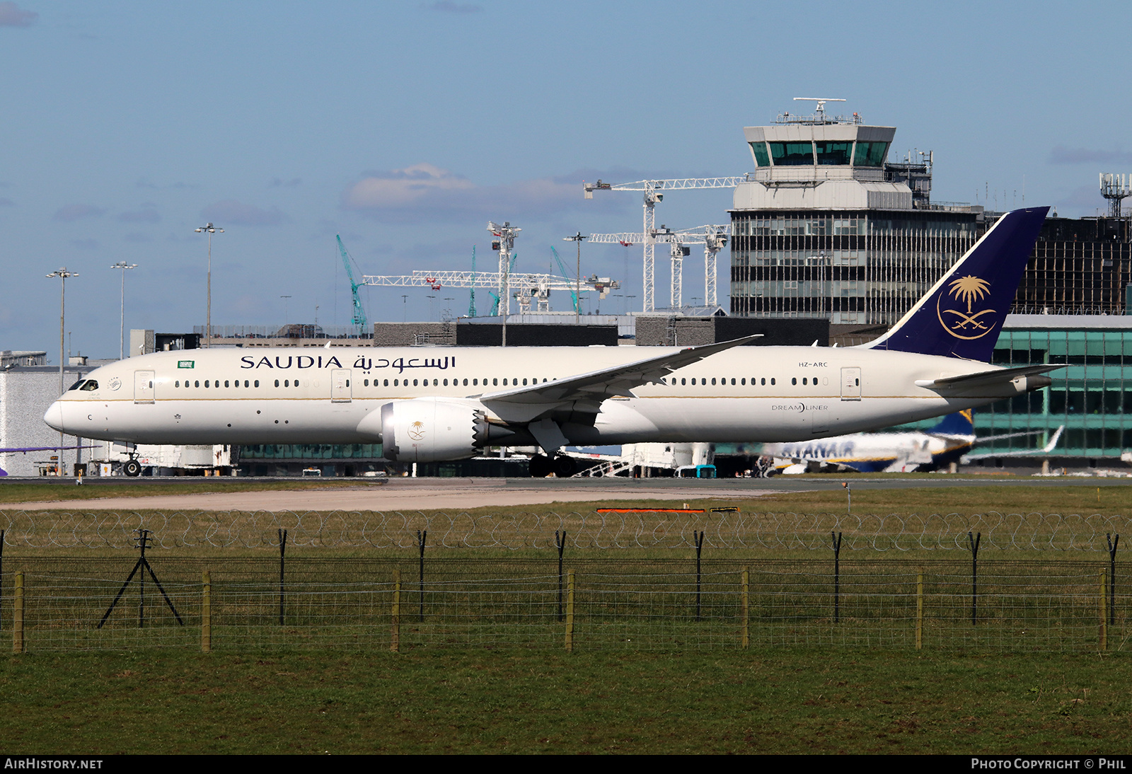 Aircraft Photo of HZ-ARC | Boeing 787-9 Dreamliner | Saudia - Saudi Arabian Airlines | AirHistory.net #209413