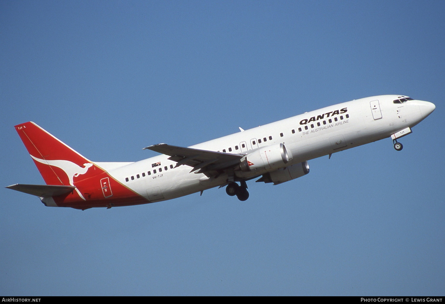 Aircraft Photo of VH-TJY | Boeing 737-476 | Qantas | AirHistory.net #209417