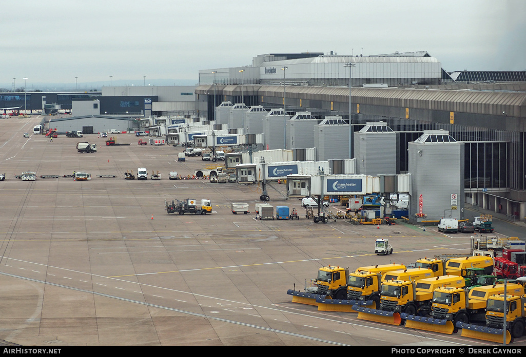 Airport photo of Manchester - International (EGCC / MAN) in England, United Kingdom | AirHistory.net #209433