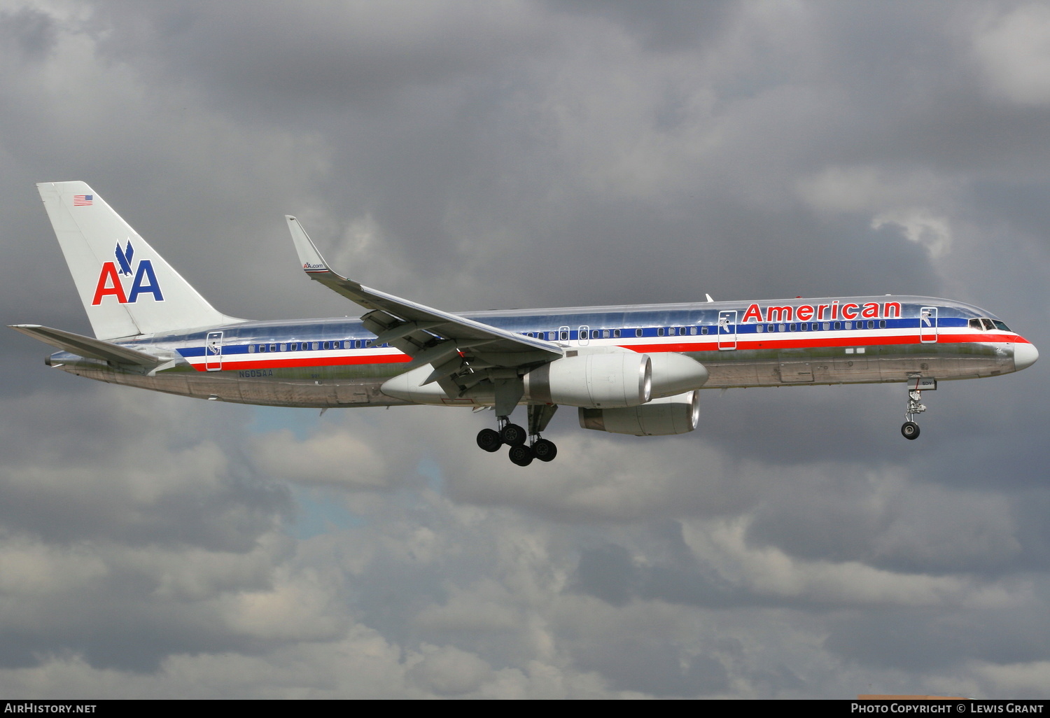 Aircraft Photo of N605AA | Boeing 757-223 | American Airlines | AirHistory.net #209464