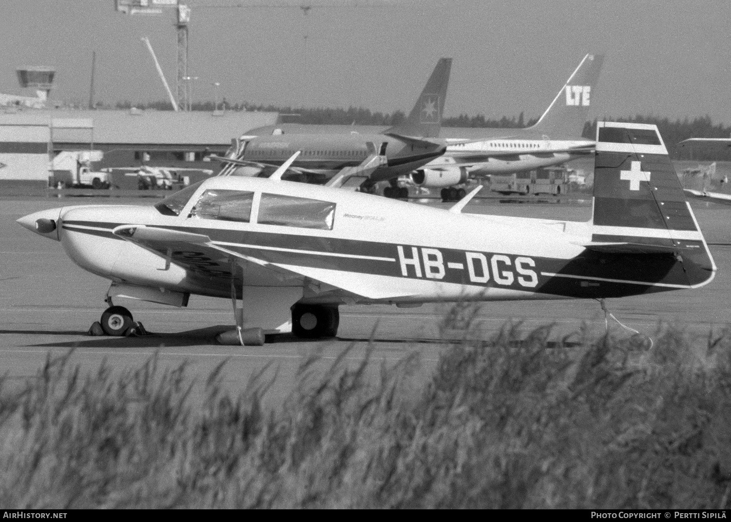 Aircraft Photo of HB-DGS | Mooney M-20J 201 | AirHistory.net #209468