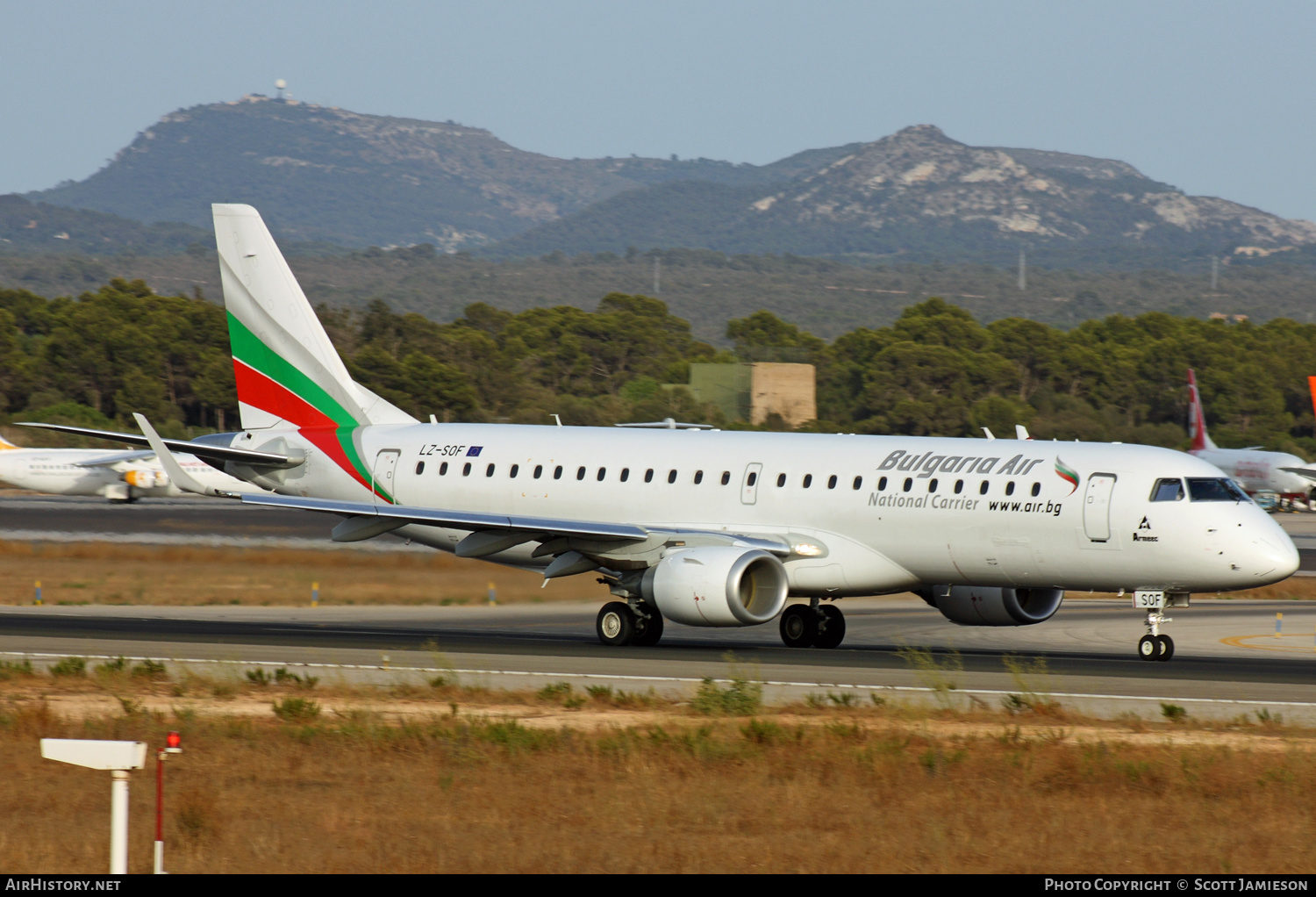 Aircraft Photo of LZ-SOF | Embraer 190STD (ERJ-190-100STD) | Bulgaria Air | AirHistory.net #209485