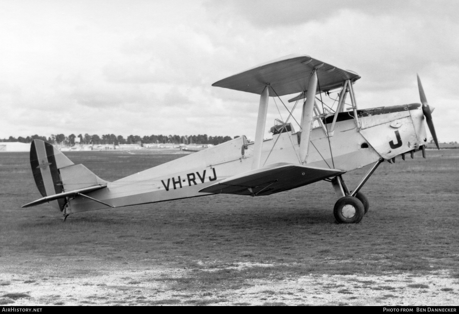 Aircraft Photo of VH-RVJ | De Havilland D.H. 82A Tiger Moth | Royal Victorian Aero Club | AirHistory.net #209619