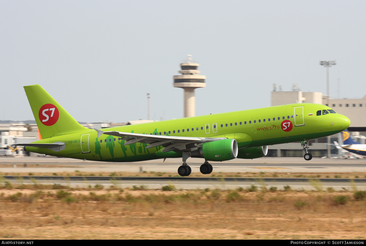 Aircraft Photo of VQ-BES | Airbus A320-214 | S7 Airlines | AirHistory.net #209731
