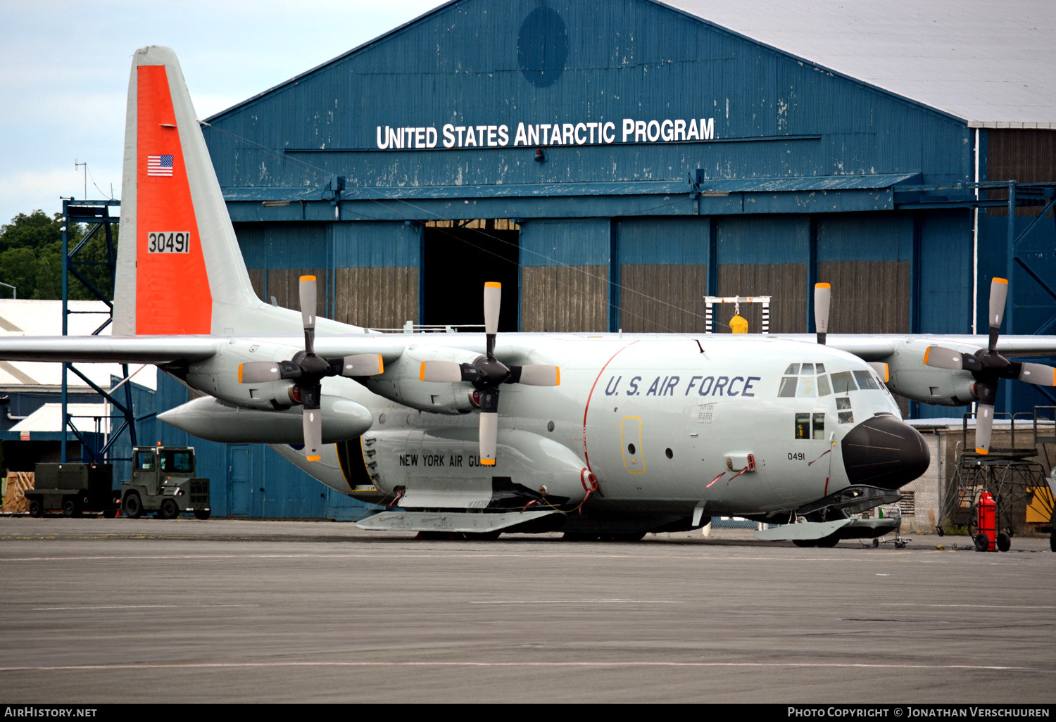 Aircraft Photo of 83-0491 / 30491 | Lockheed LC-130H Hercules (L-382) | USA - Air Force | AirHistory.net #209845