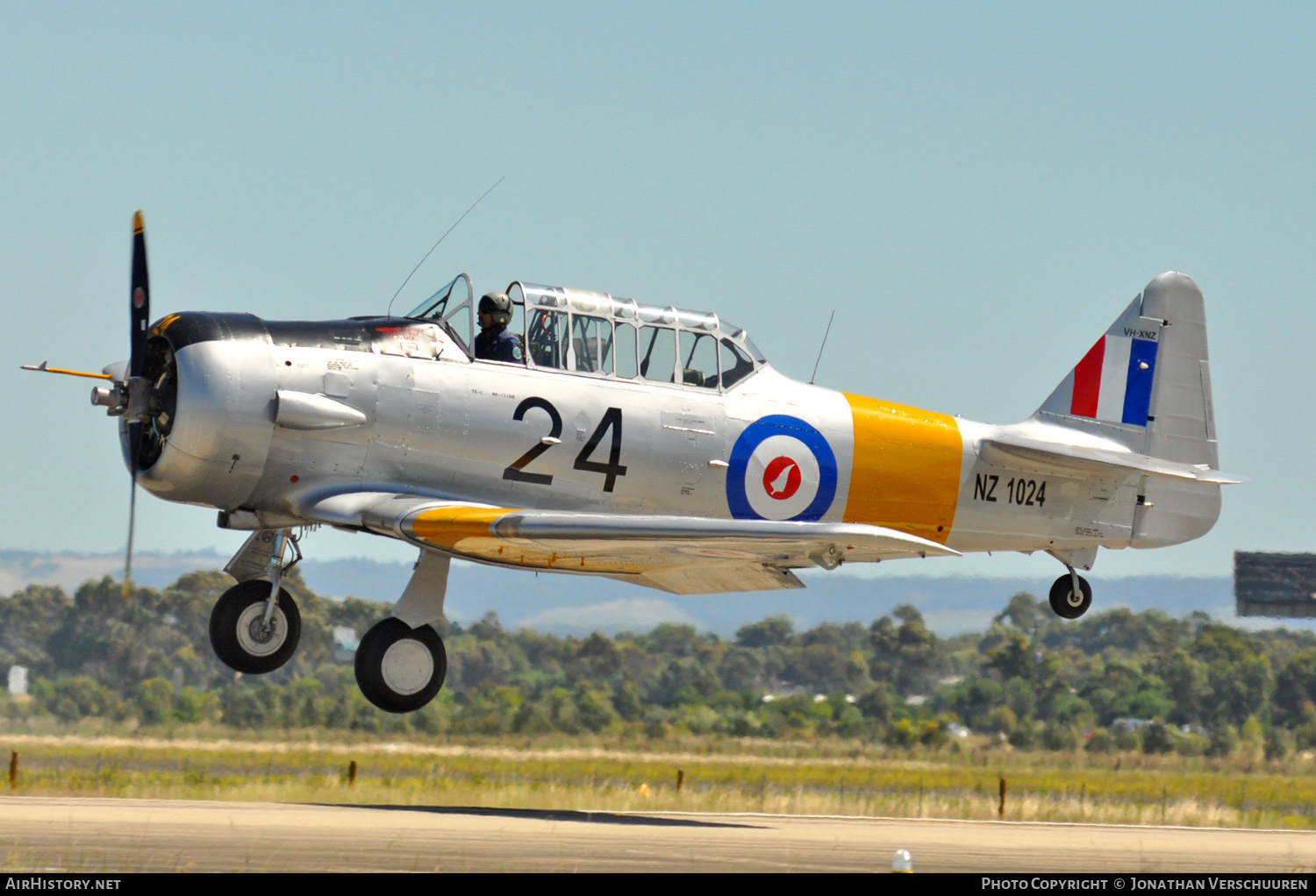 Aircraft Photo of VH-XNZ / NZ1024 | North American AT-6C Harvard IIA | New Zealand - Air Force | AirHistory.net #209875