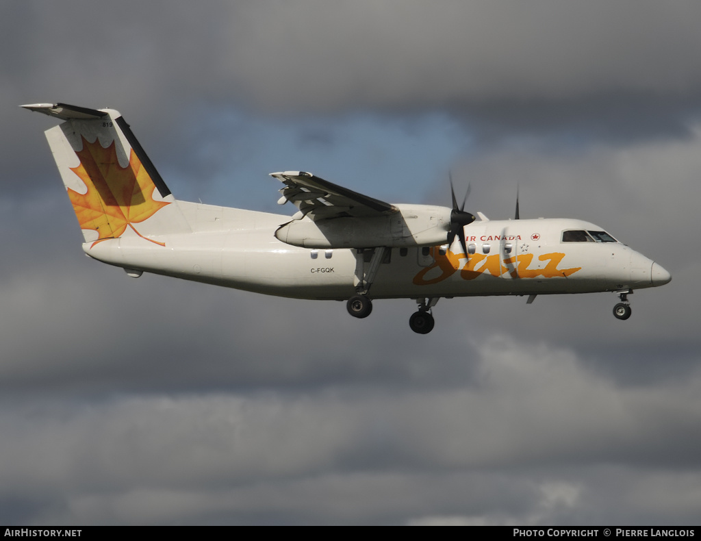 Aircraft Photo of C-FGQK | De Havilland Canada DHC-8-102 Dash 8 | Air Canada Jazz | AirHistory.net #209937