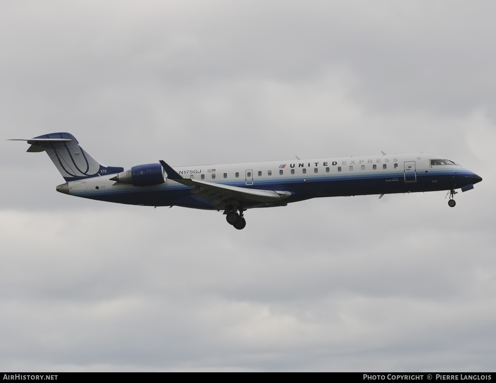 Aircraft Photo of N175GJ | Bombardier CRJ-701ER (CL-600-2C10) | United Express | AirHistory.net #209971