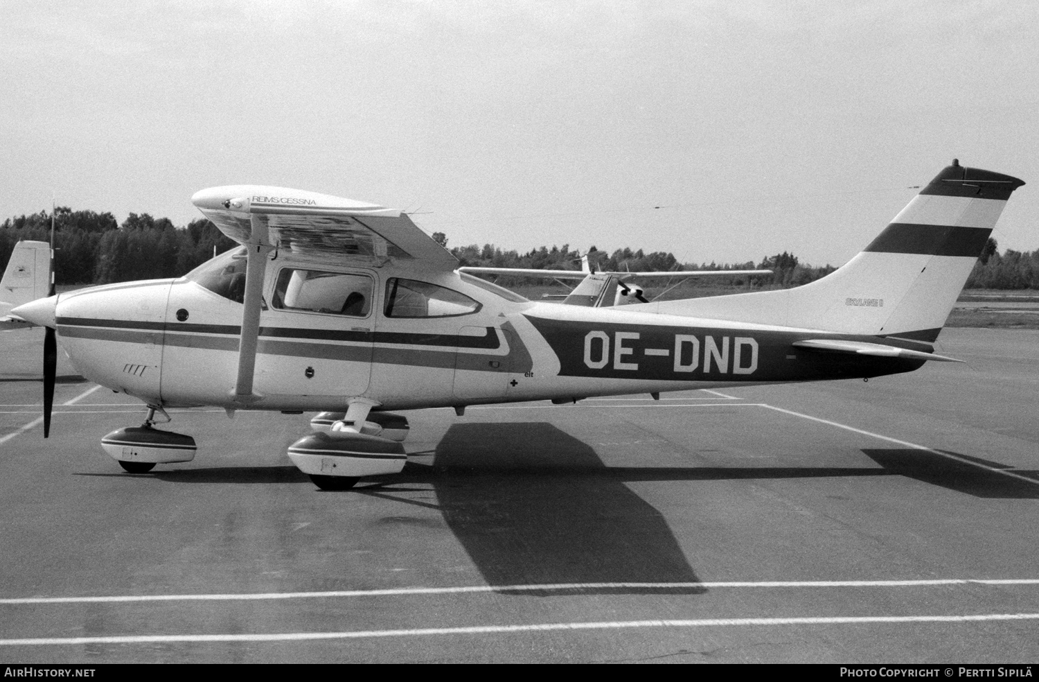 Aircraft Photo of OE-DND | Reims F182Q Skylane II | AirHistory.net #209997