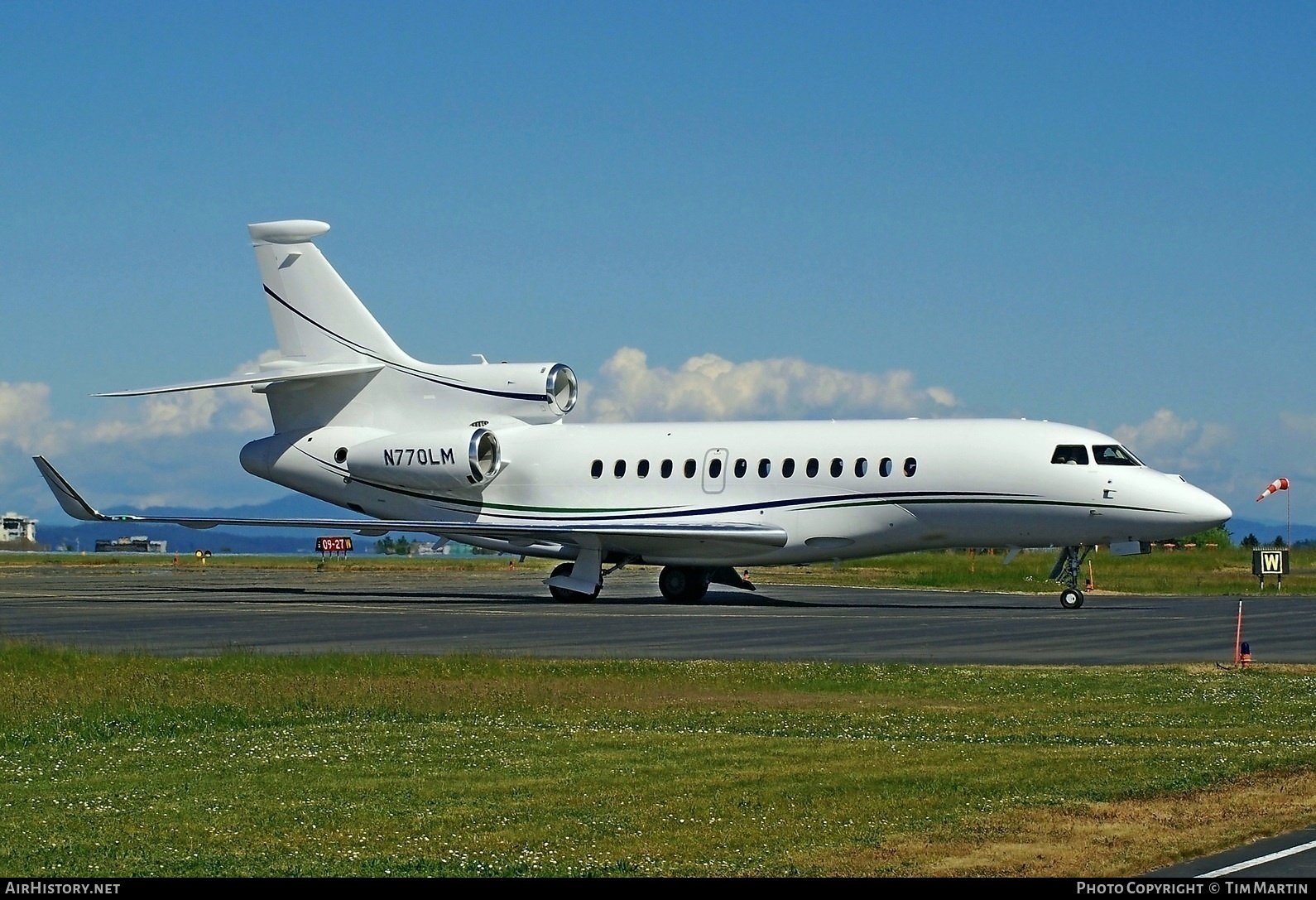 Aircraft Photo of N770LM | Dassault Falcon 7X | AirHistory.net #210133