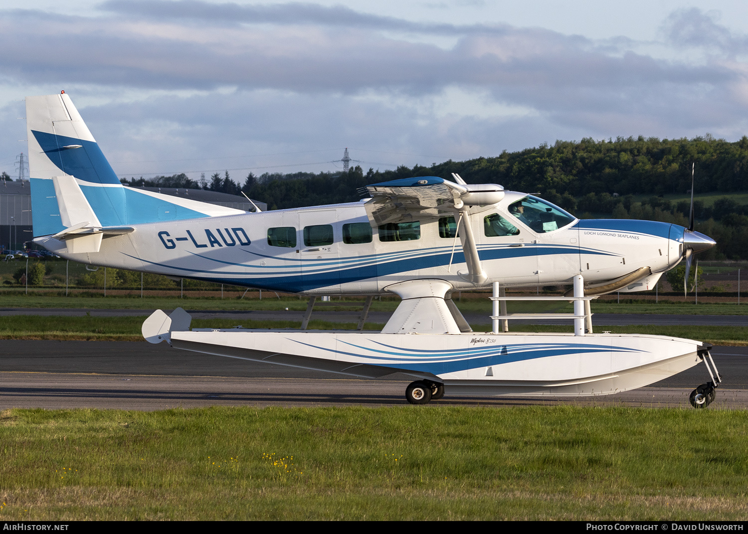 Aircraft Photo of G-LAUD | Cessna 208 Caravan I | Loch Lomond Seaplanes | AirHistory.net #210323