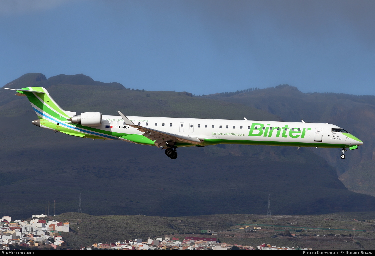 Aircraft Photo of 9H-MOX | Bombardier CRJ-1000 (CL-600-2E25) | Binter Canarias | AirHistory.net #210380
