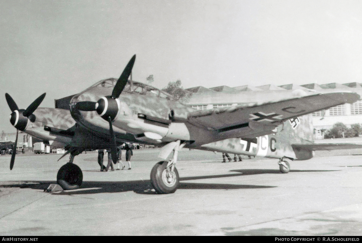 Aircraft Photo of 420430 | Messerschmitt Me 410A-1/U2 Hornisse | AirHistory.net #210587