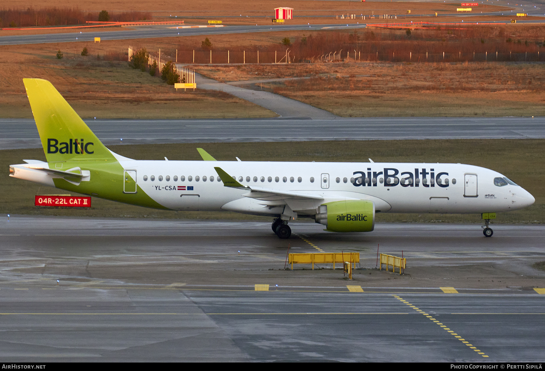 Aircraft Photo of YL-CSA | Bombardier CSeries CS300 (BD-500-1A11) | AirBaltic | AirHistory.net #210638