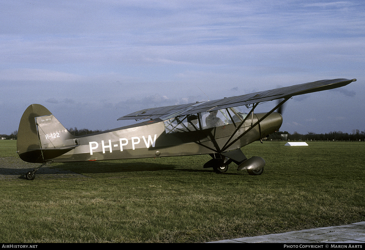 Aircraft Photo of PH-PPW / R-122 | Piper PA-18-135 Super Cub | AirHistory.net #210675