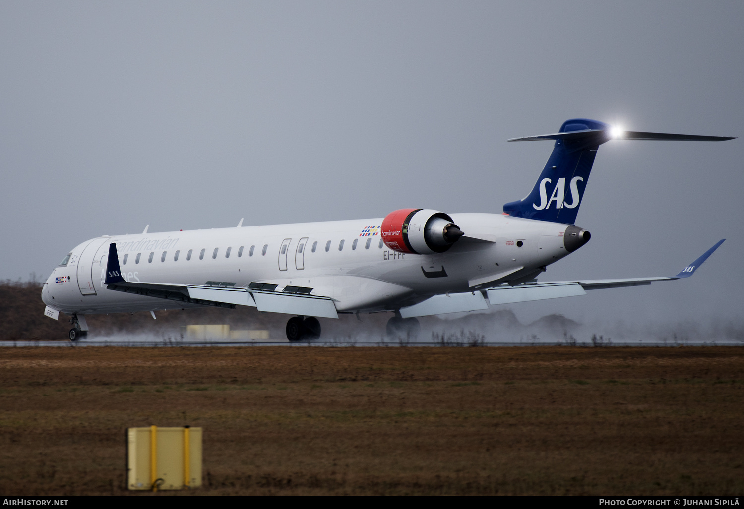 Aircraft Photo of EI-FPF | Bombardier CRJ-900LR (CL-600-2D24) | Scandinavian Airlines - SAS | AirHistory.net #210783