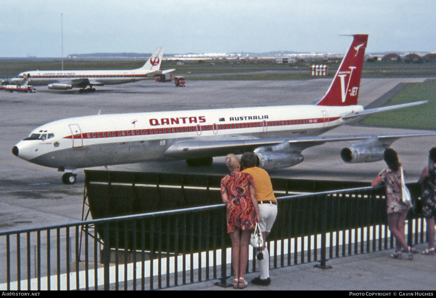 Aircraft Photo of VH-EAB | Boeing 707-338C | Qantas | AirHistory.net #210795