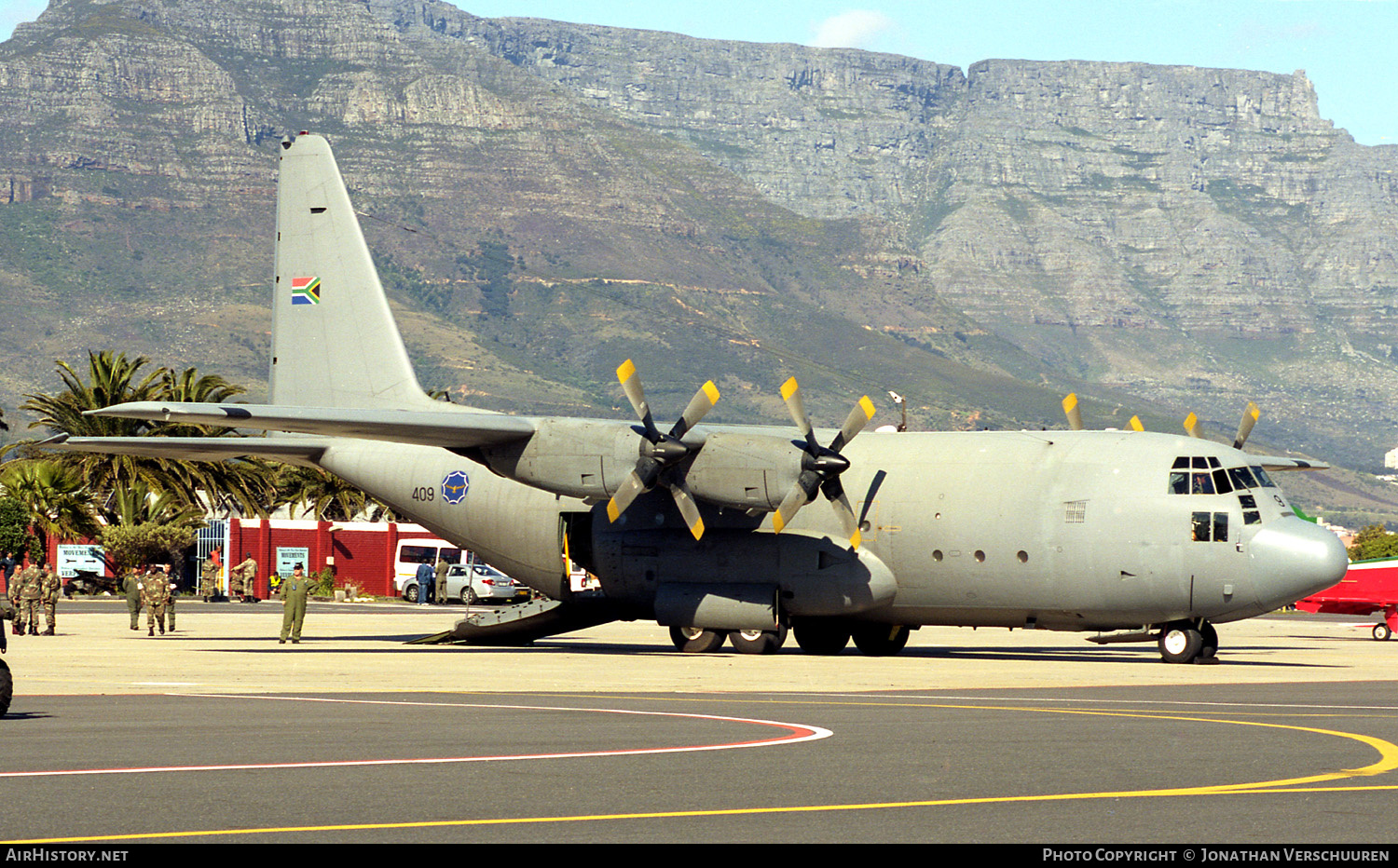 Aircraft Photo of 409 | Lockheed C-130BZ Hercules (L-282) | South Africa - Air Force | AirHistory.net #211085