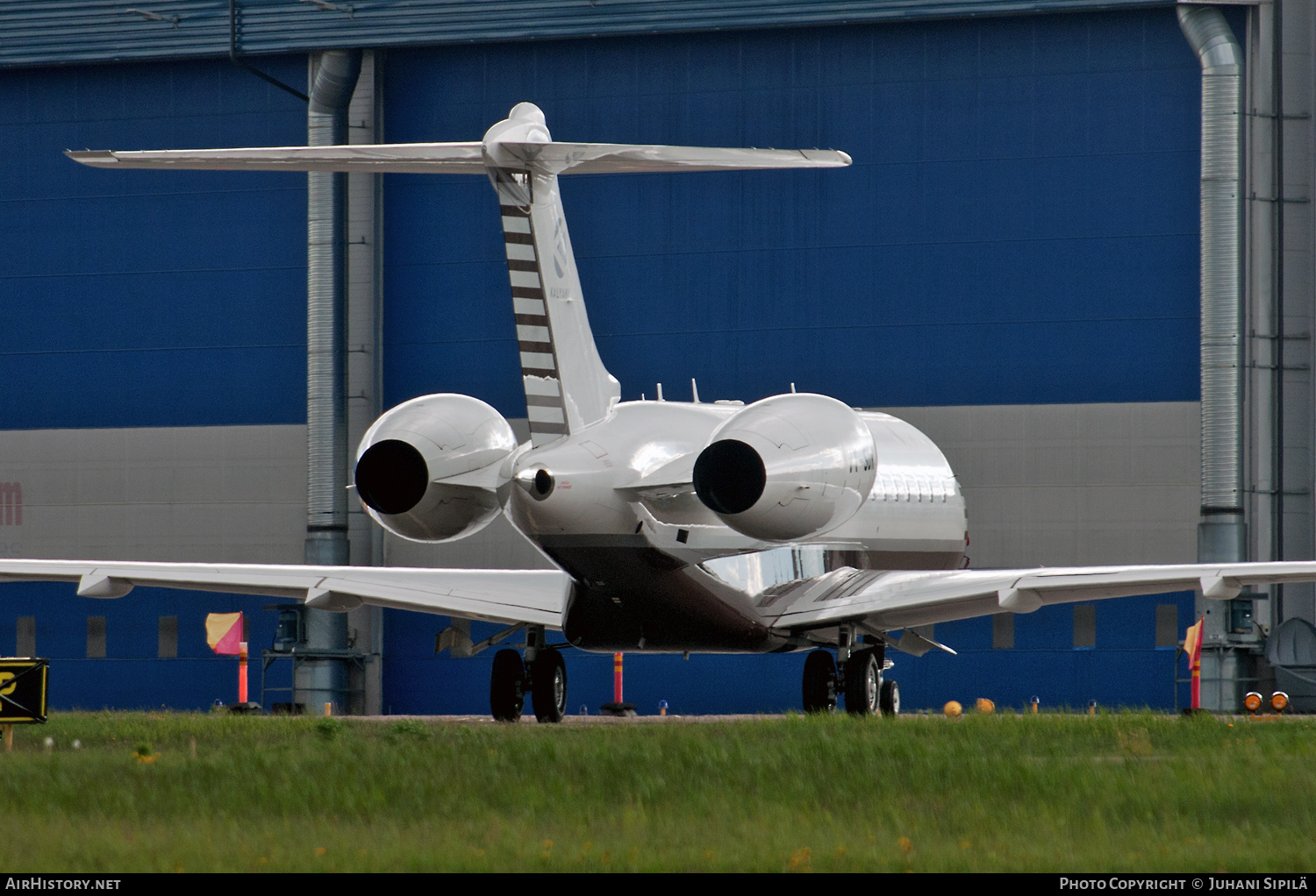 Aircraft Photo of VT-SDK | Bombardier Global Express (BD-700-1A10) | Kalyani Group | AirHistory.net #211152