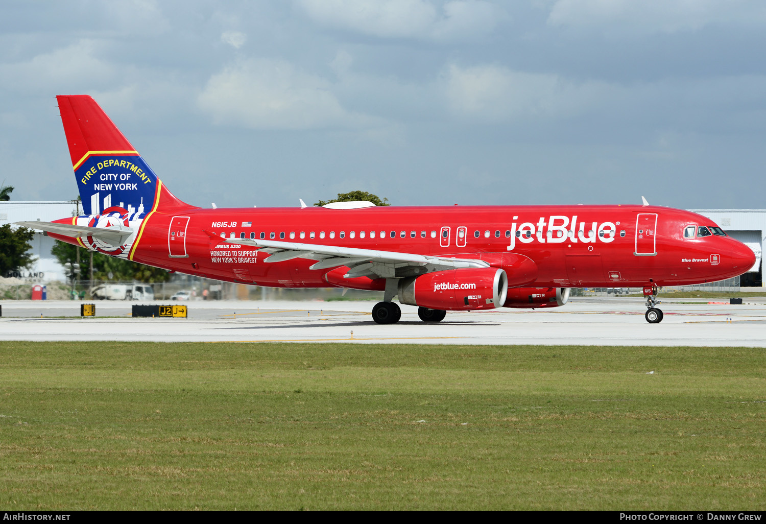Aircraft Photo of N615JB | Airbus A320-232 | JetBlue Airways | AirHistory.net #211177