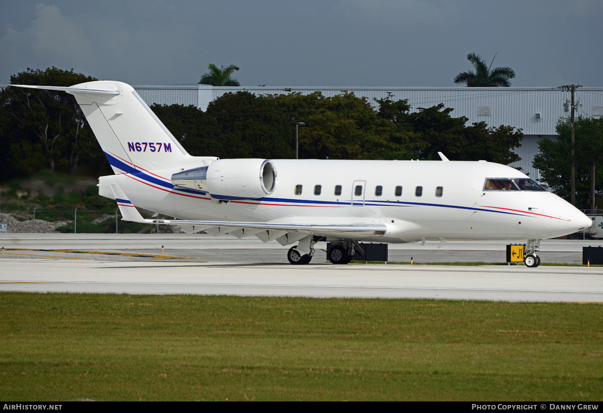 Aircraft Photo of N6757M | Bombardier Challenger 604 (CL-600-2B16) | AirHistory.net #211220