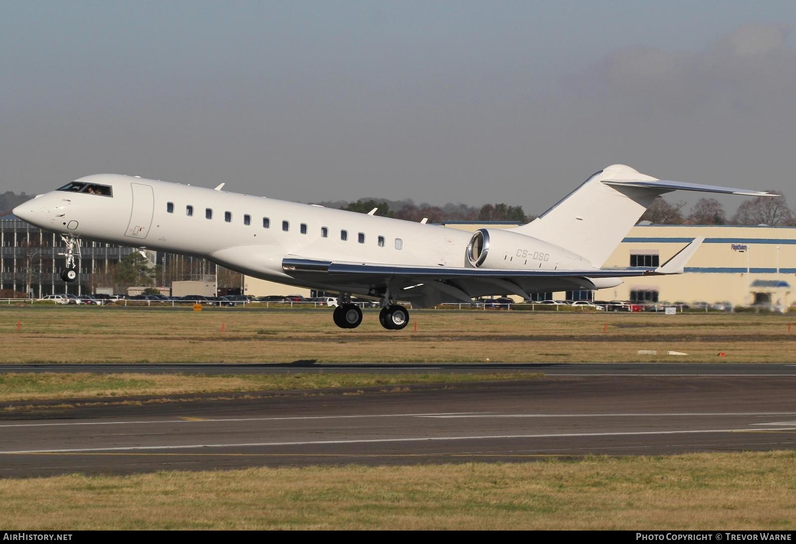 Aircraft Photo of CS-DSG | Bombardier Global 6000 (BD-700-1A10) | AirHistory.net #211239