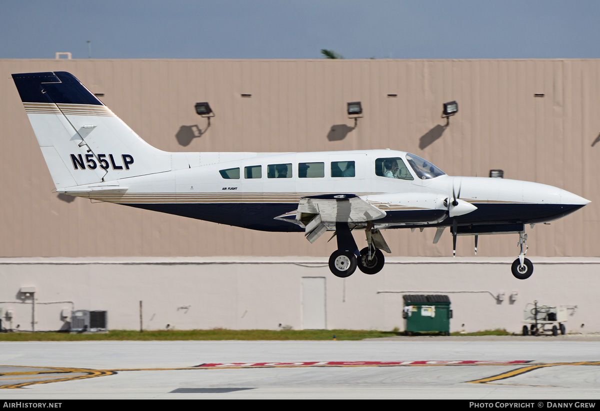 Aircraft Photo of N55LP | Cessna 402C | Air Flight | AirHistory.net #211287