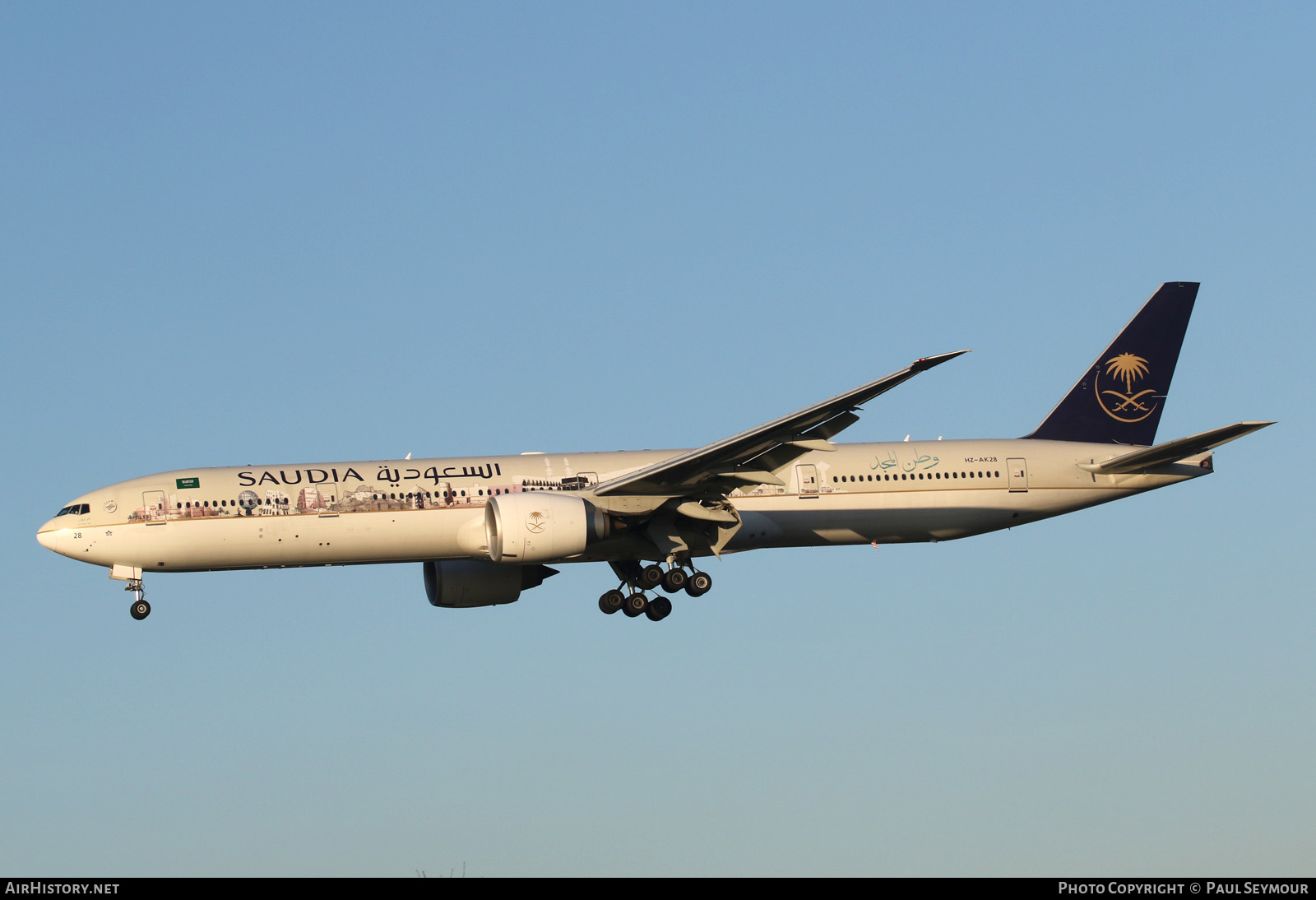 Aircraft Photo of HZ-AK28 | Boeing 777-368/ER | Saudia - Saudi Arabian Airlines | AirHistory.net #211302