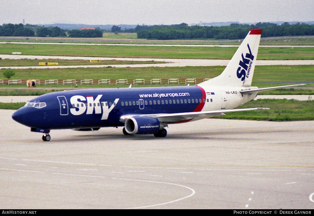 Aircraft Photo of HA-LKU | Boeing 737-33V | SkyEurope Airlines | AirHistory.net #211319