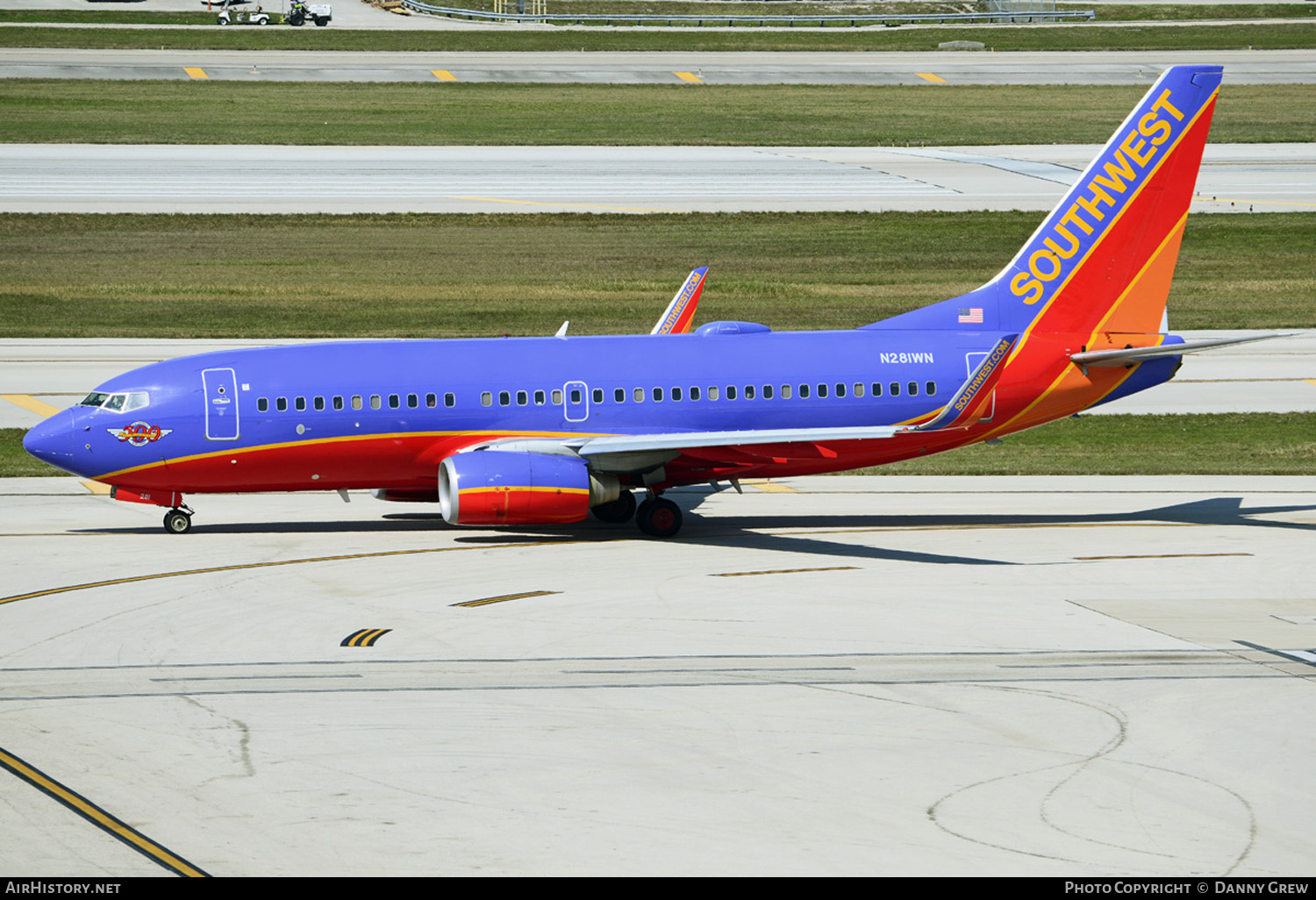 Aircraft Photo of N281WN | Boeing 737-7H4 | Southwest Airlines | AirHistory.net #211401