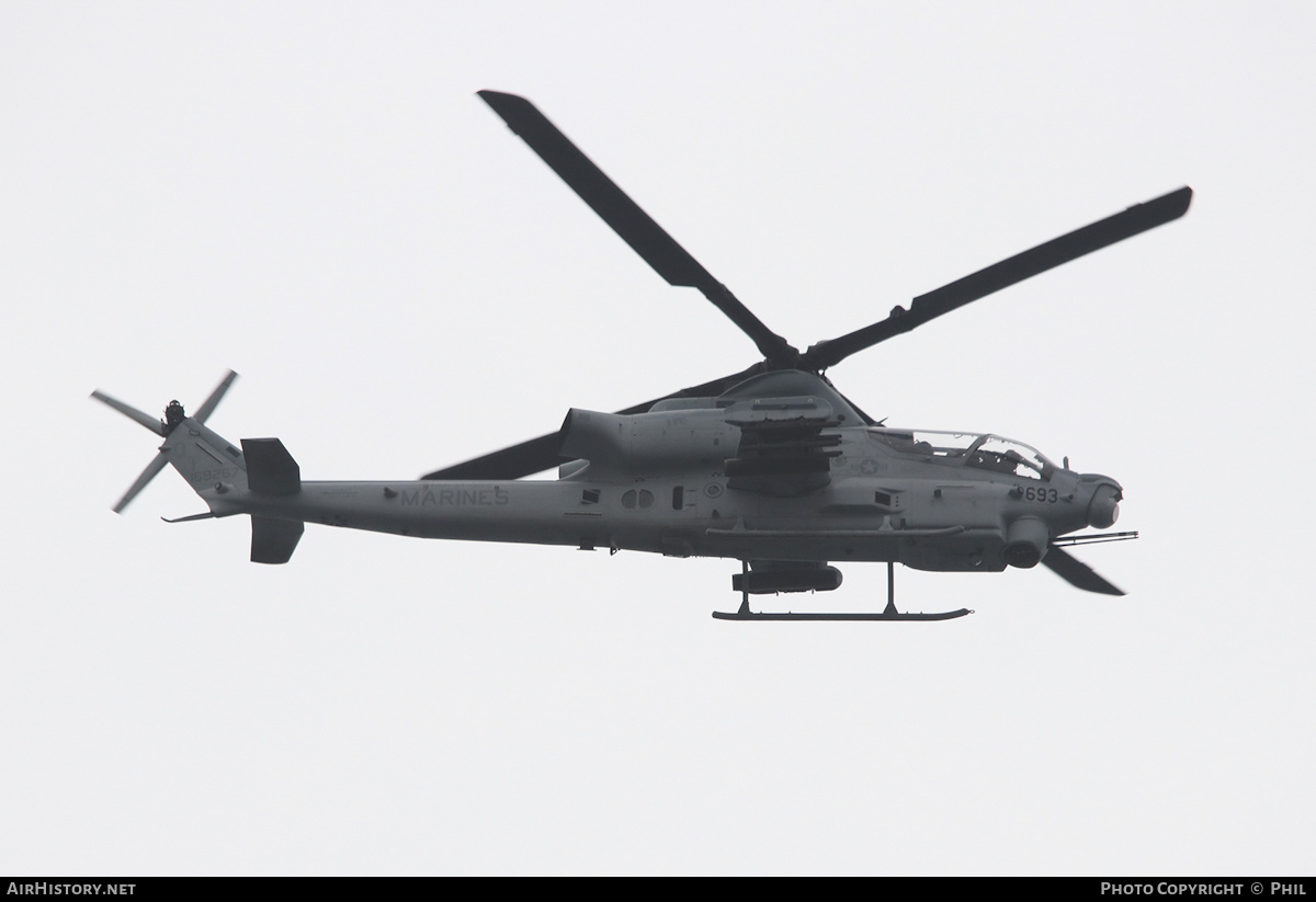 Aircraft Photo of 169267 | Bell AH-1Z Viper (449) | USA - Marines | AirHistory.net #211411