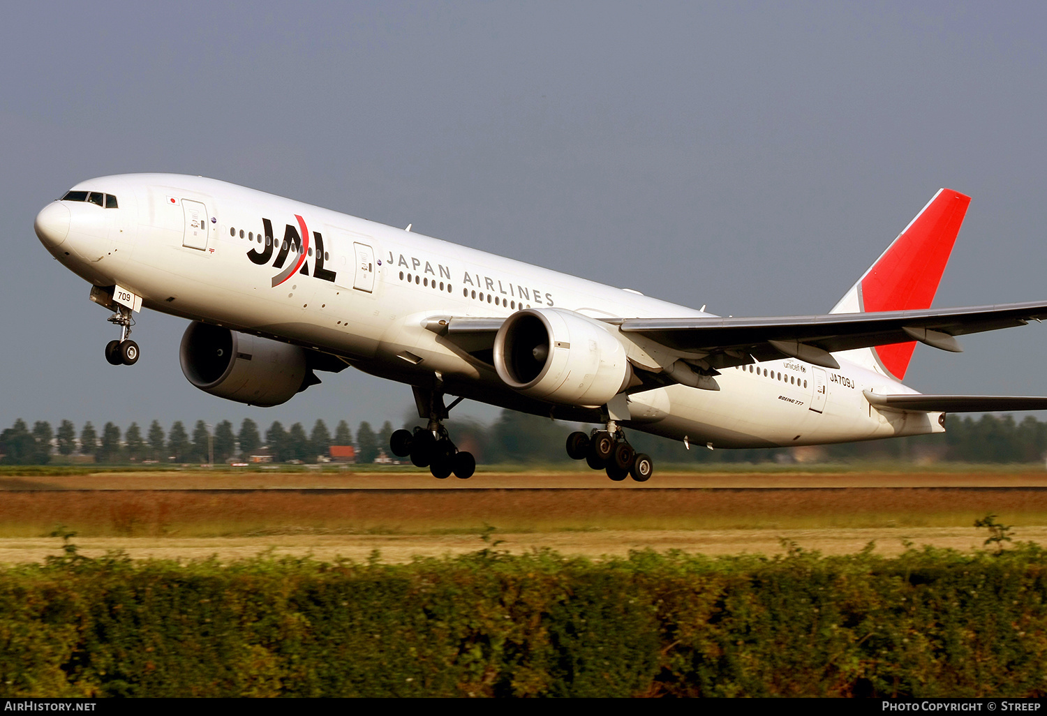 Aircraft Photo of JA709J | Boeing 777-246/ER | Japan Airlines - JAL | AirHistory.net #211460