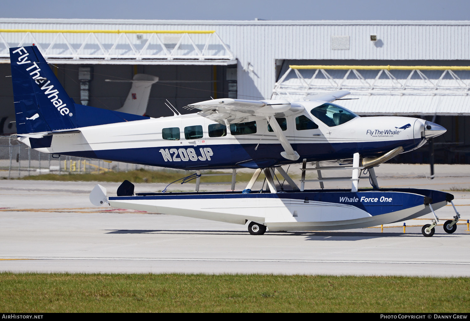 Aircraft Photo of N208JP | Cessna 208 Caravan I | Fly The Whale | AirHistory.net #211476