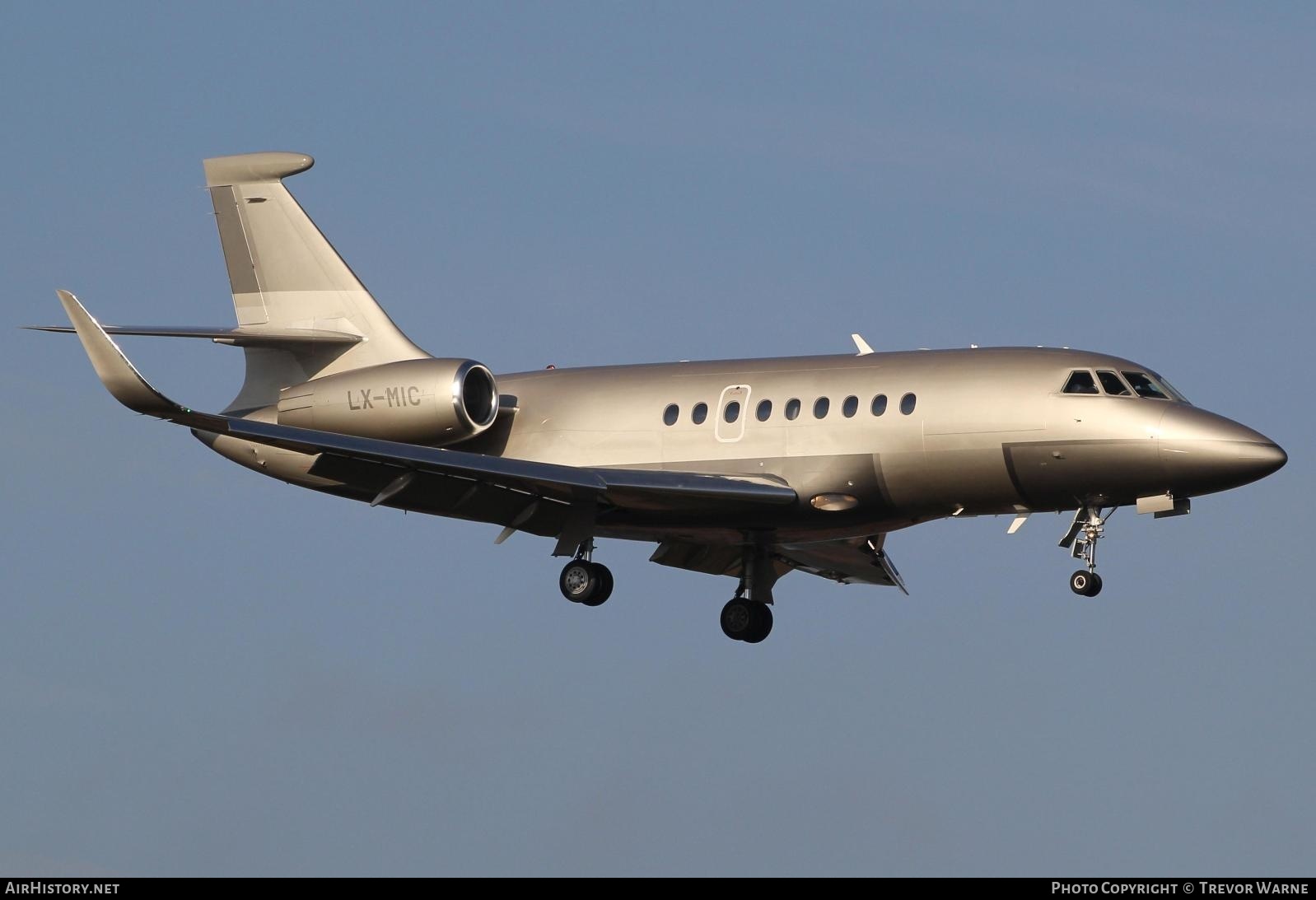 Aircraft Photo of LX-MIC | Dassault Falcon 2000S | AirHistory.net #211529