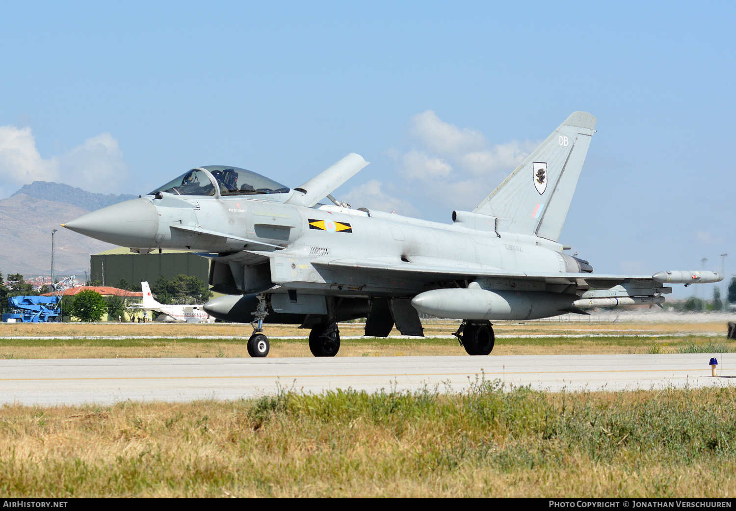 Aircraft Photo of ZJ932 | Eurofighter EF-2000 Typhoon FGR4 | UK - Air Force | AirHistory.net #211691