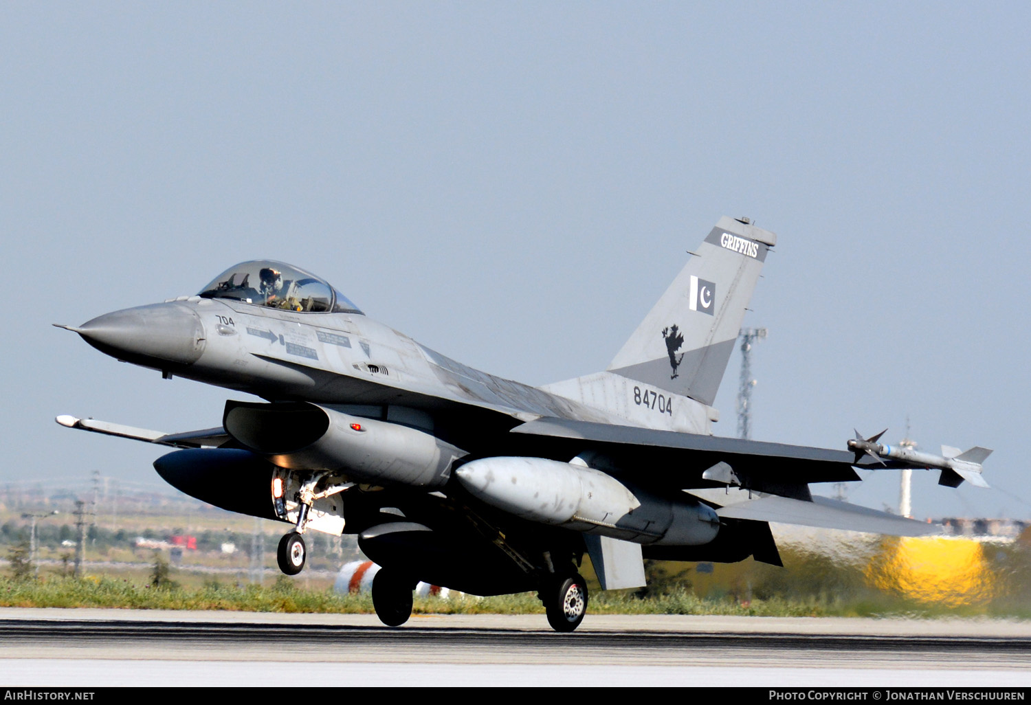 Aircraft Photo of 84704 | General Dynamics F-16AM Fighting Falcon | Pakistan - Air Force | AirHistory.net #211702